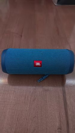 JBL Flip 4