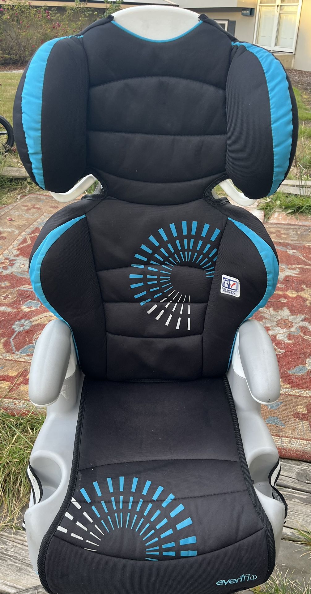 Booster seat with tall back (in Des Moines) blue/black design