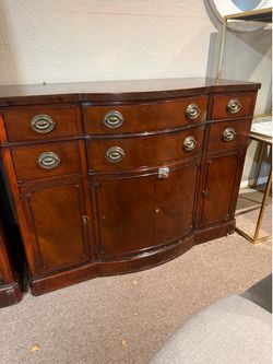 Vintage buffet