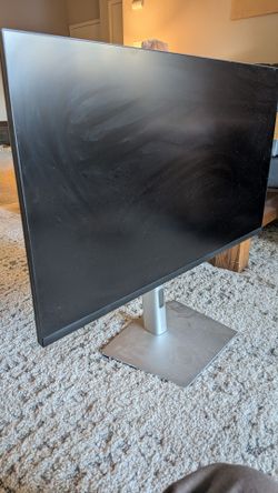 Dell 32" USB-C hub Monitor