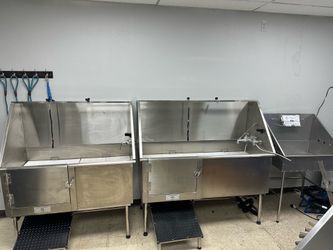 Dog tubs