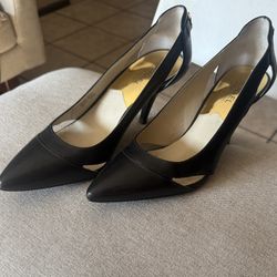 Size 7: Micheal Kors Black Heels