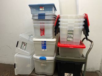 Plastic storage bins  with lids