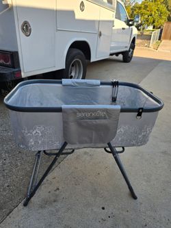 Like new Portable pet bath tub
