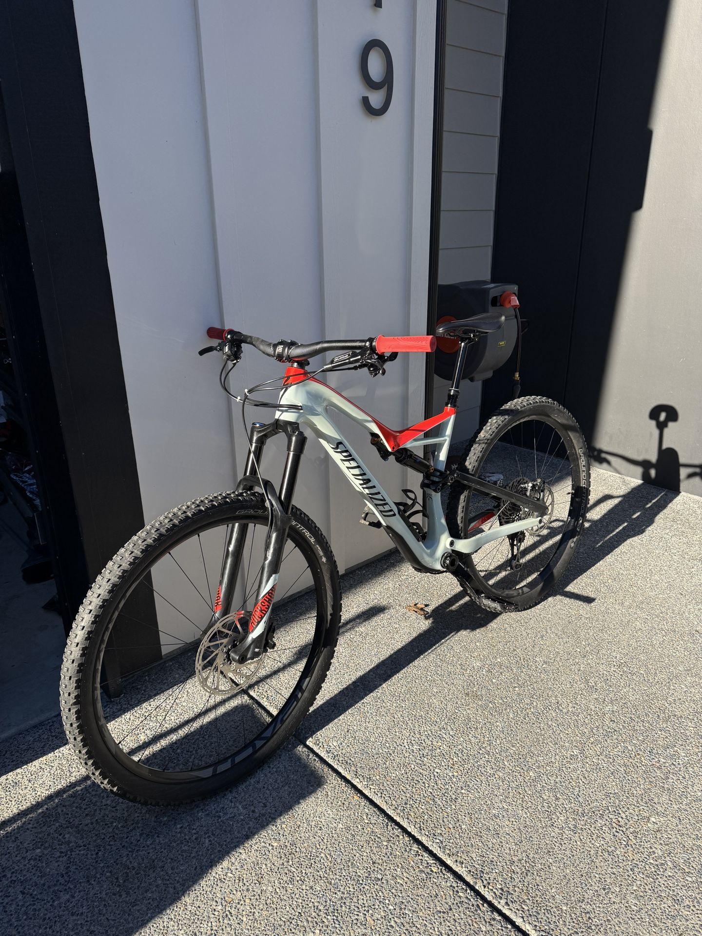 2017 Specialized Stumpjumper FSR Pro Carbon 29 size medium