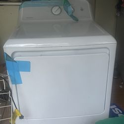 BRAND New Dryer 