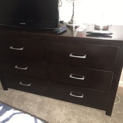 Bedroom set