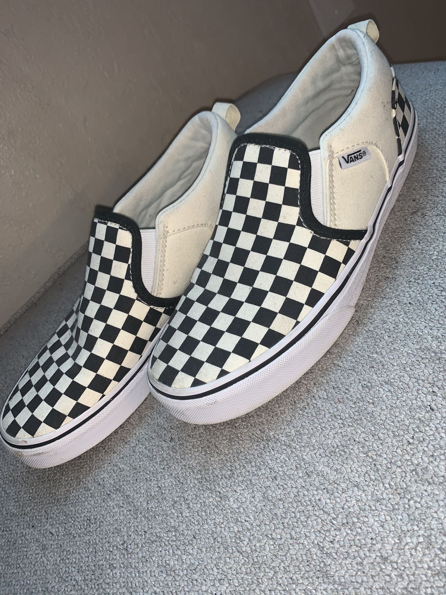 Checkered Vans size Youth 6