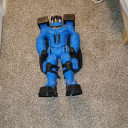 Good Condition Batman Robot And Batcave