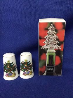 Vintage Christmas Salt & Pepper Japan and Mikasa Tree Wine Topper New