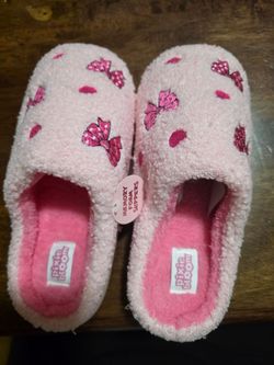 Pixie Bloom size 8 bow & heart pink slippers memory foam