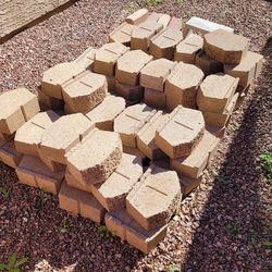 Retaining wall concrete blocks.Tan.65pcs.$80