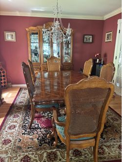 Dining room set complete