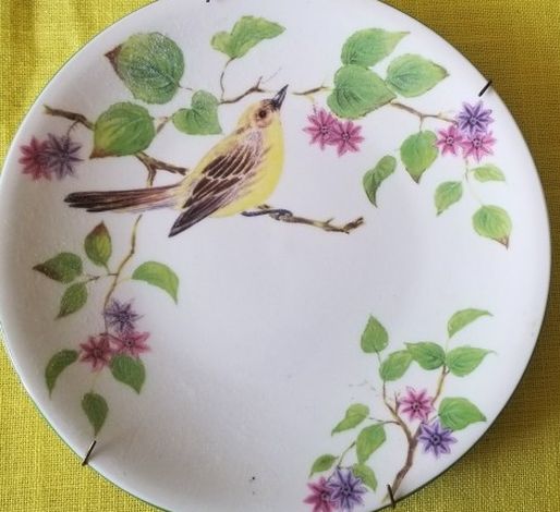 American Atelier at Home porceaine 8' BIRD dish, vintage