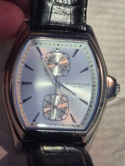 Mens watch