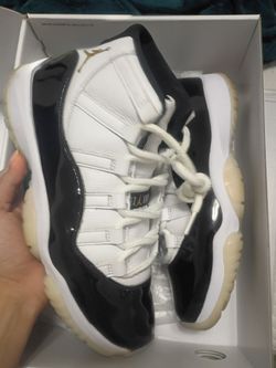 Jordan 11s size 8