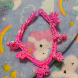 I Make Bracelets With Charms And Can Also Make Lil Caraters The 3aard On Is Sonic 