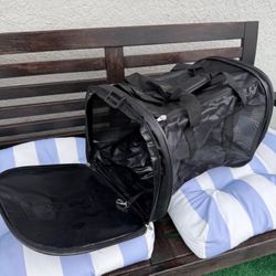 Selling pet transport bag