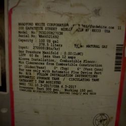 Comercial 100 Gall Water Heater 