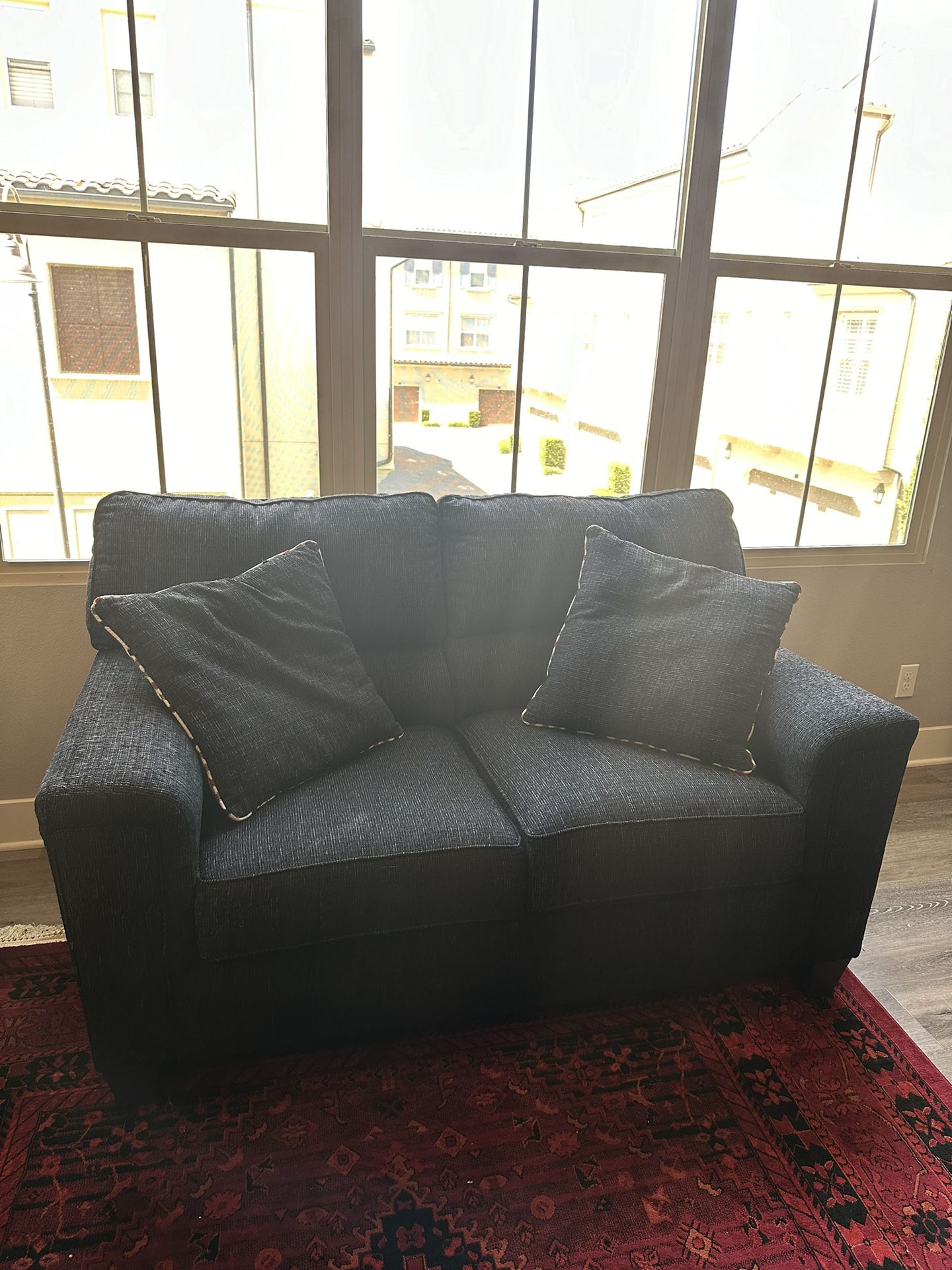 $150 Bob’s Furniture Store Black Love Couch (2 Seater) 37inW x 60in L x 39xH