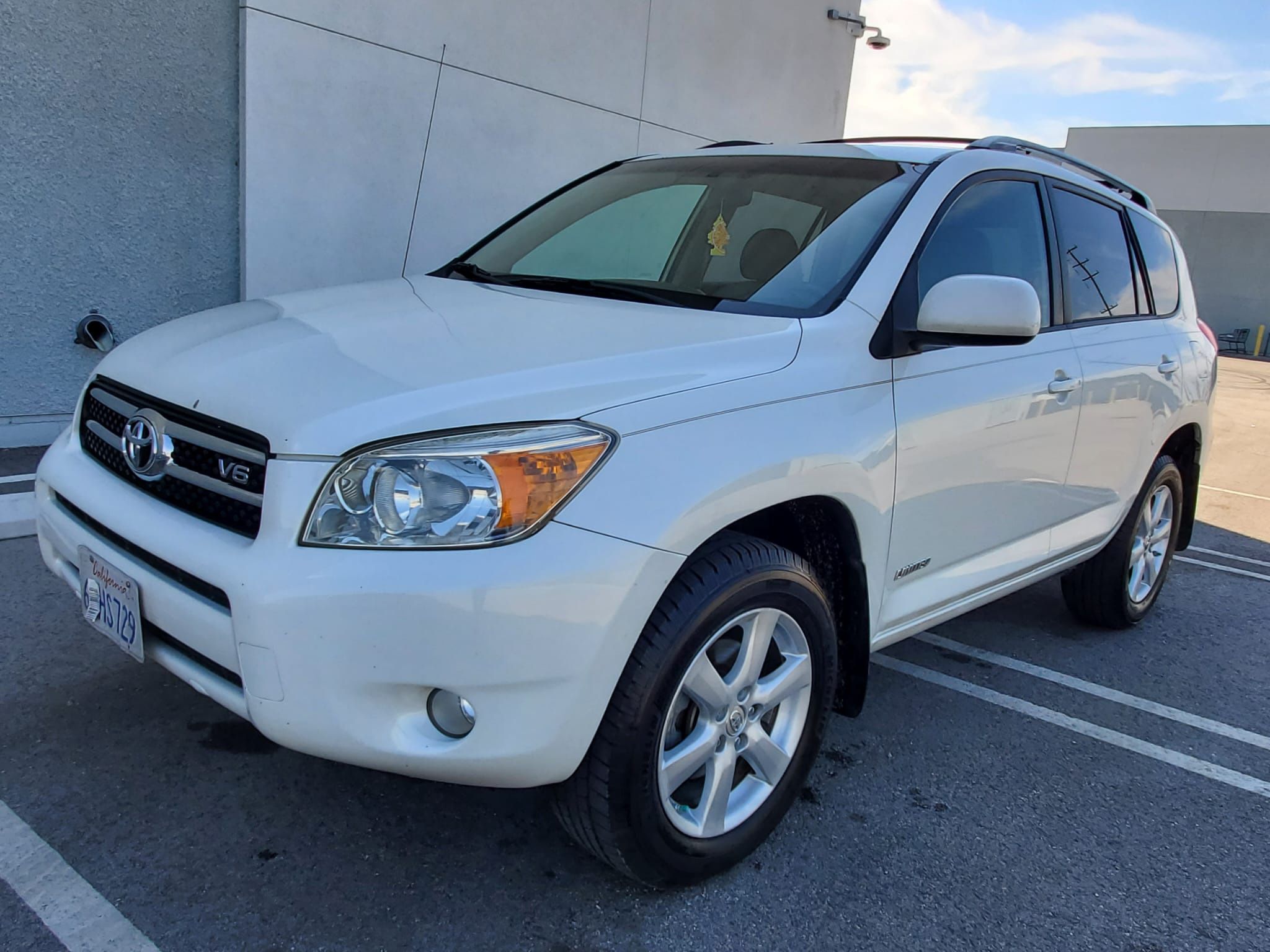 2007 Toyota RAV-4 Limited Clean Title for Sale in Downey, CA - OfferUp
