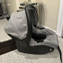 EVENFLO CAR SEAT