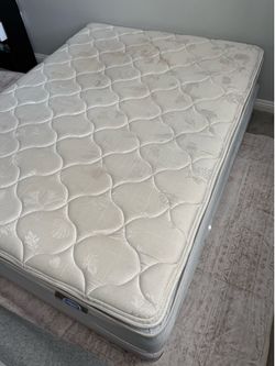 Queen mattress