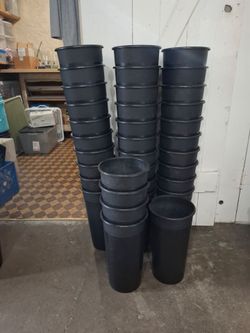 Floral display buckets