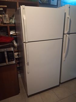 FRIDGE. .FRIDGE. .28 X 62.  WORKING GOOD DELIVER X $..