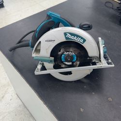 Makita Saw