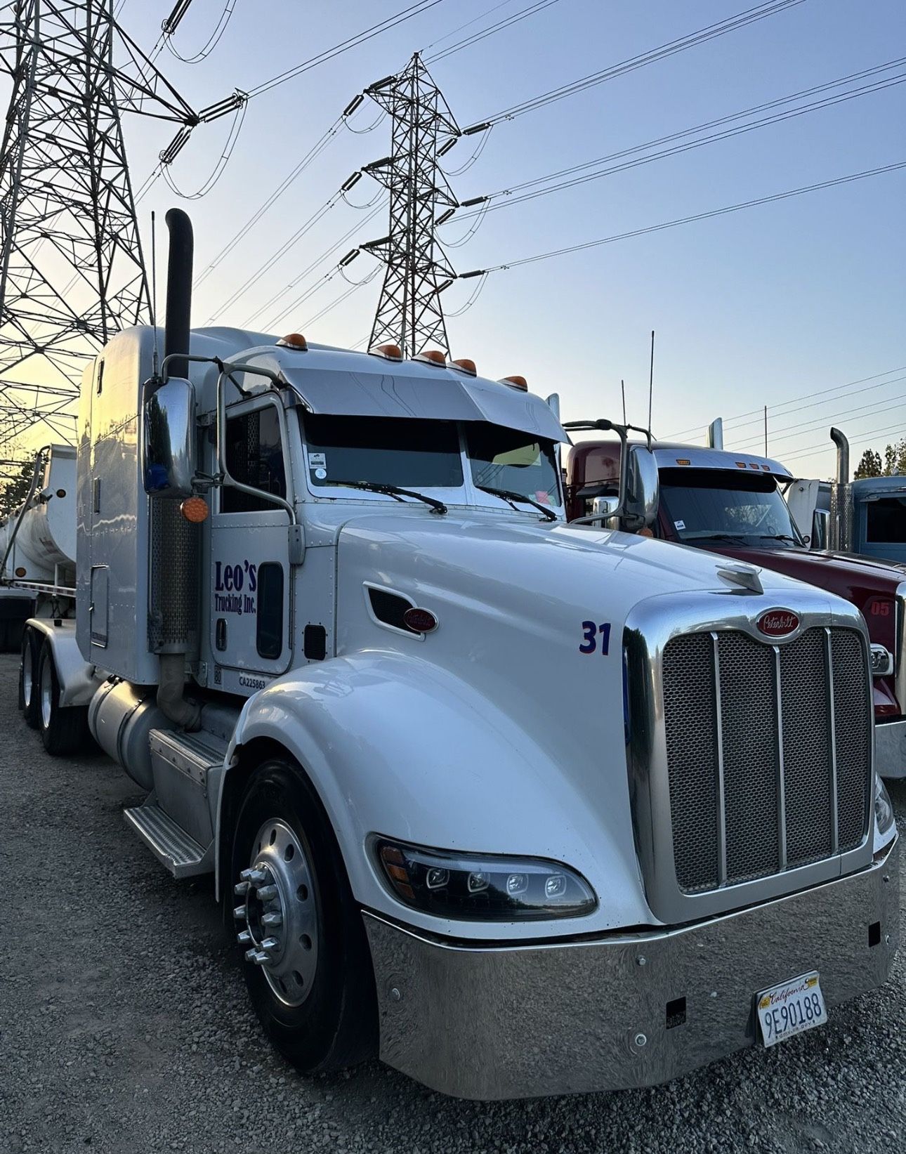 Up 386 2014 Peterbilt 386 for Sale in Irwindale, CA - OfferUp