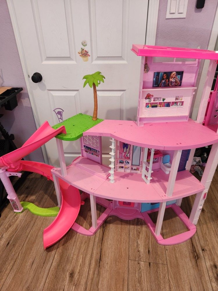 Barbie Dream House