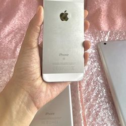 iPhone SE Unlocked  / Liberado 🔓