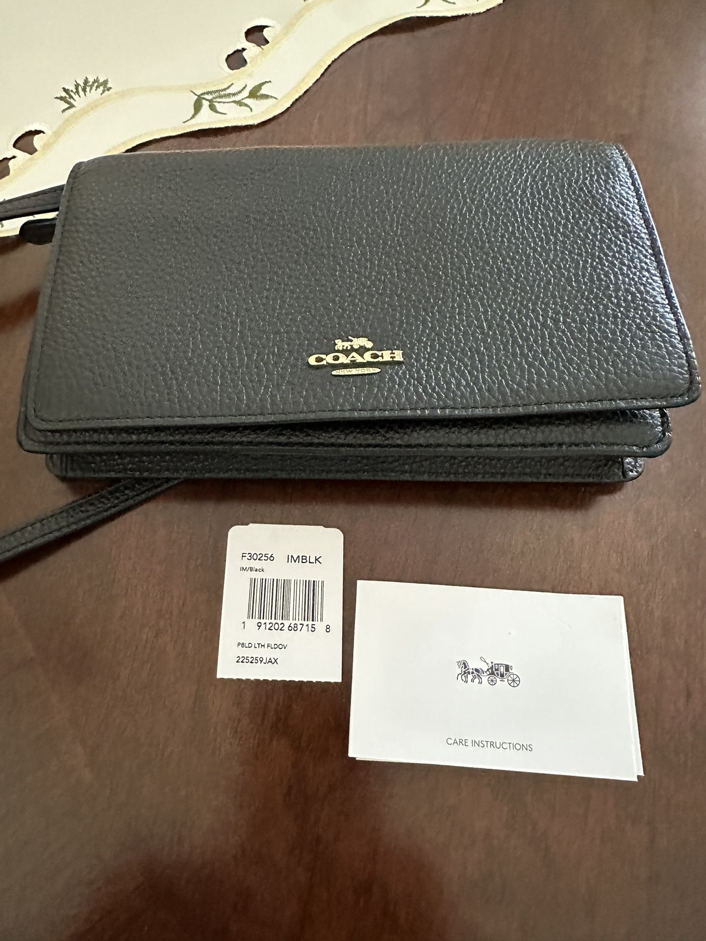 Coach F30256 Black Pebbled Leather Slim Body Crossbody