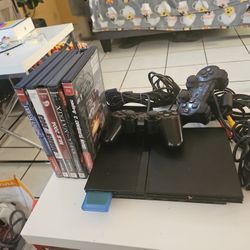 PZ2  Perfecto.estado. 2 Controles. 6 Juegos