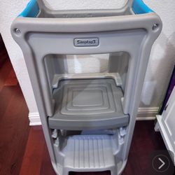 Simplay3 Toddler Tower Adjustable Stepstoot