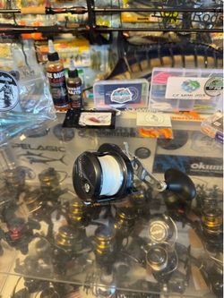 (Murrieta) Shimano Torium 2000 pg salt water fishing conventional reel.