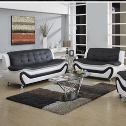 New Black /white Sofa and Loveseat 🎉we finance just $39 down payment