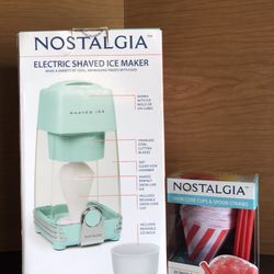New” Snow Cone Maker & 20 Cups 