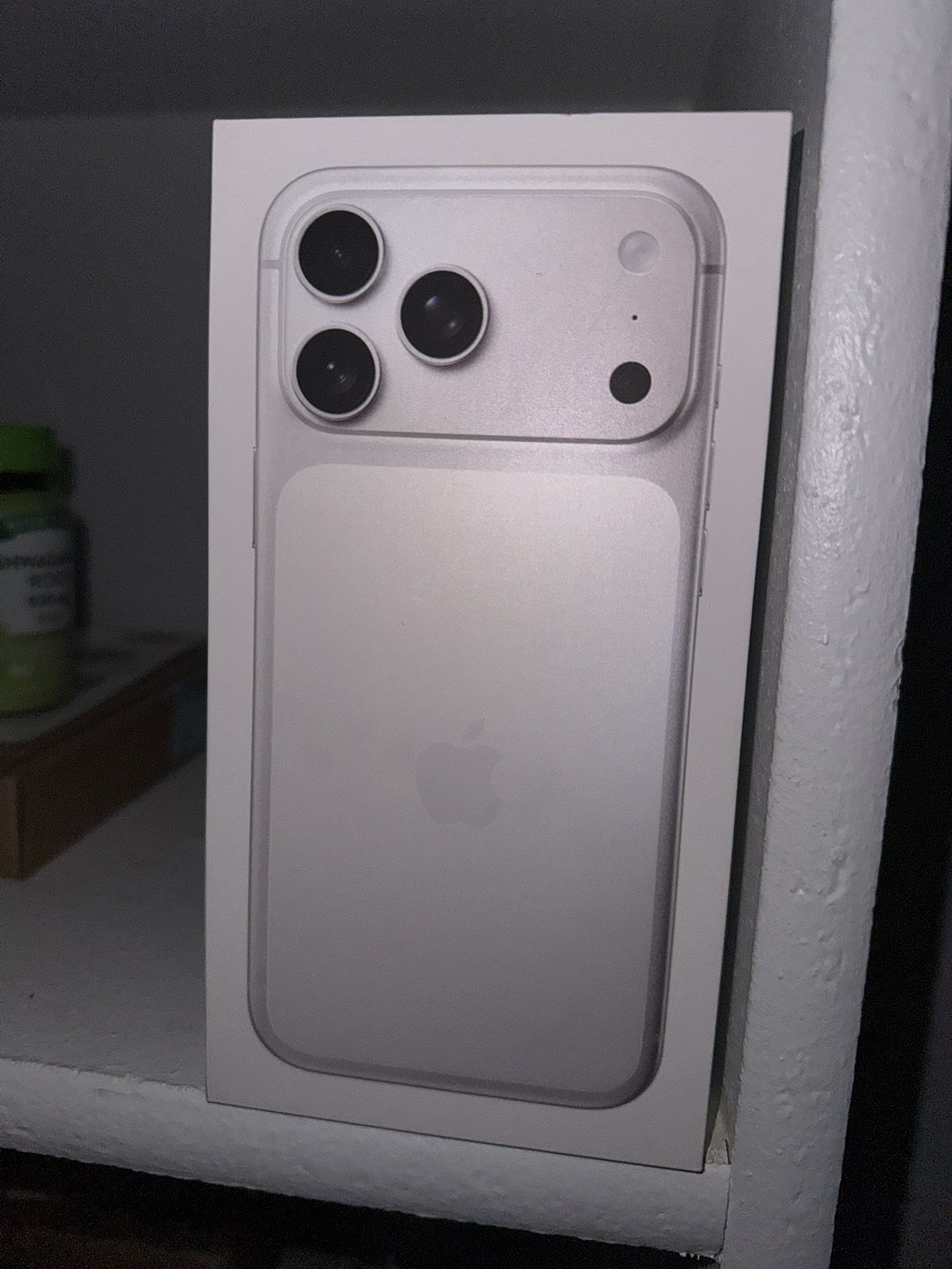 iPhone 17 Pro Max 2TB