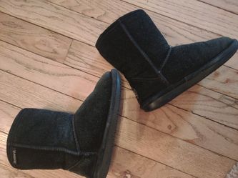 Kids Bearpaw Size 11