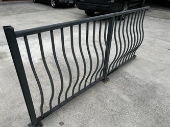 Aluminum railing