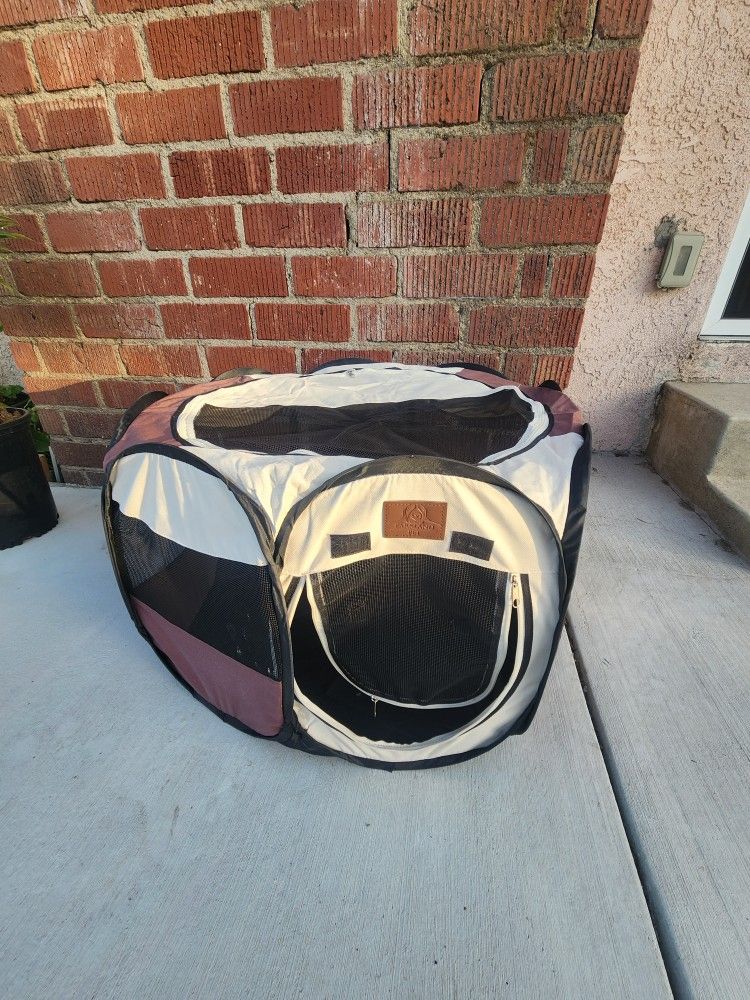 Small Dog Playpen (Location In Description)