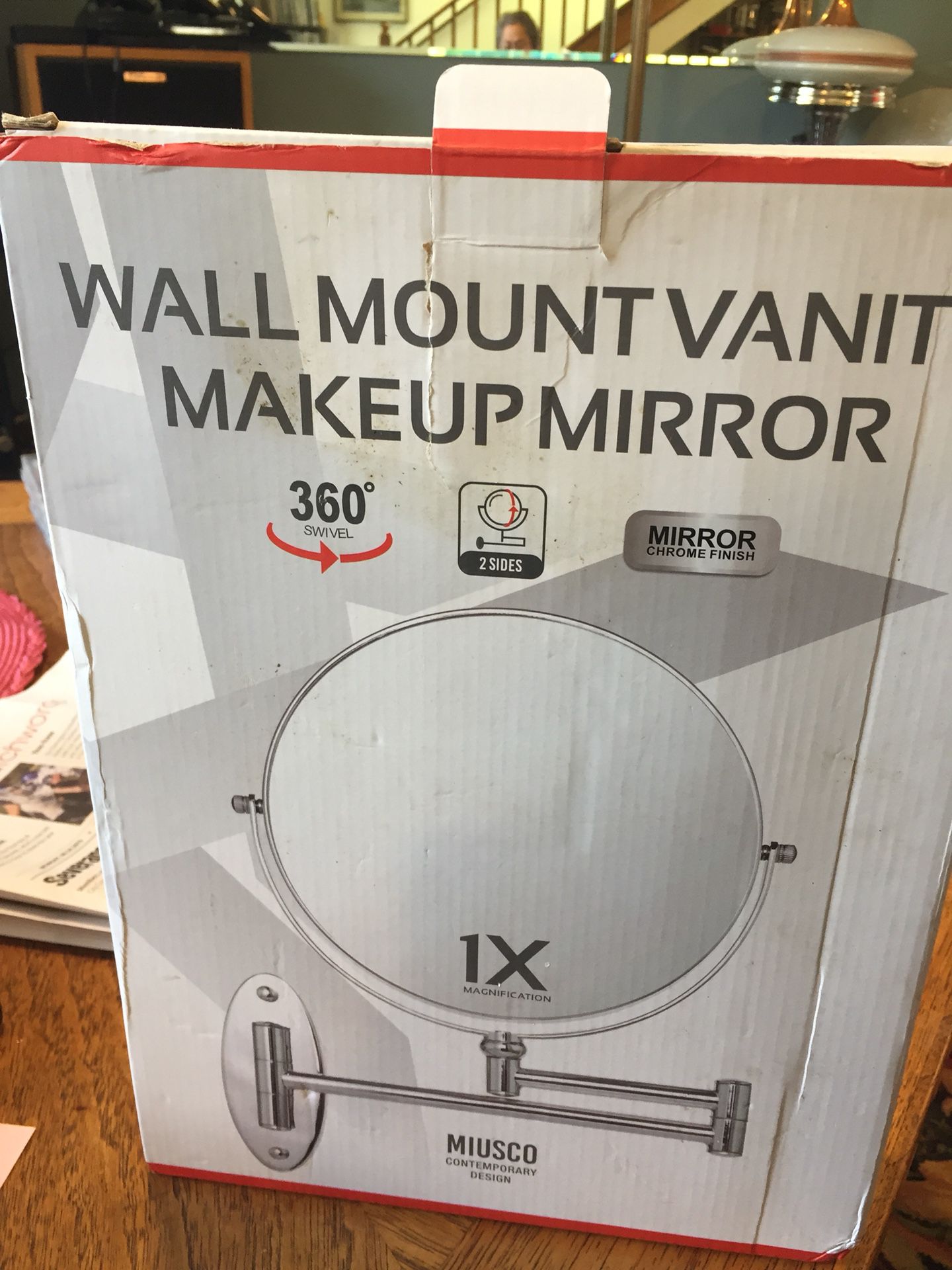 Walk Mount makeup Mirror
