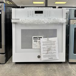 GE 27 inch Electric Wall Oven w/Self-Cleaning