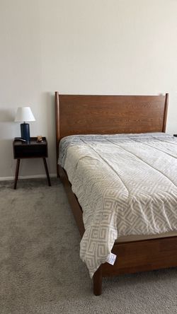 Mid-Century Modern & Solid Wood Bedroom Set (Bed Frame, Dresser w/ Mirror, 2 Nightstands)