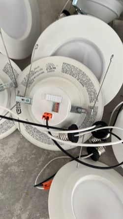LED recessed lights