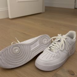 Nike Air Force 1s (US 11.5)