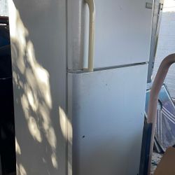 Frigidaire Refrigerator OBO