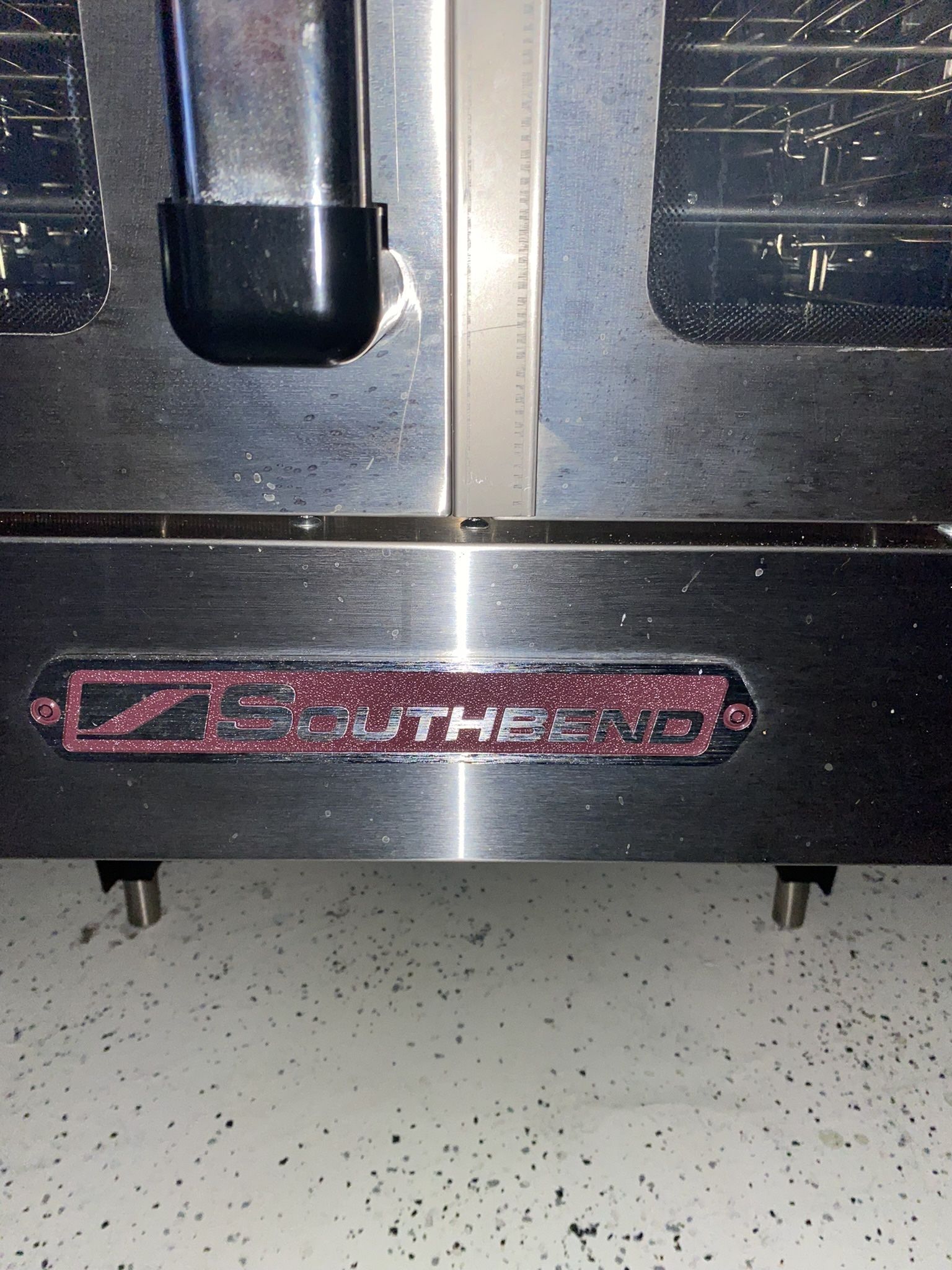 Commercial convection oven
